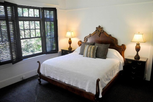 OM Sanctuary Holistic Retreat image 20