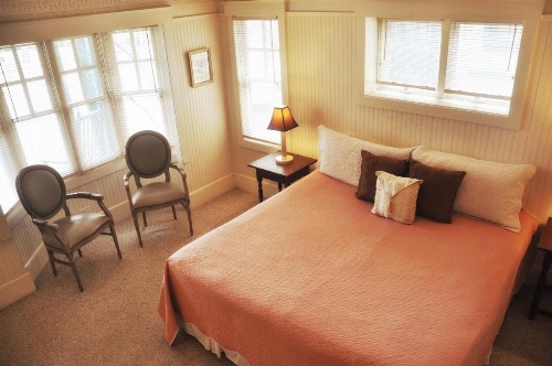 OM Sanctuary Holistic Retreat image 5